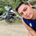Damien Velez - @damianlomas475 - Instagram