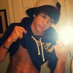 damien - @damien_weaver13 - Instagram