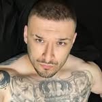 Damon Dyer - @beshybeshy71 - Instagram