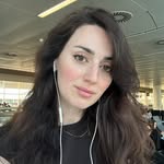 Dana Bek | content creator | Dubai - @dana_bekk - Instagram