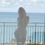Dana Morwenna Bell - @danabell_ - Instagram