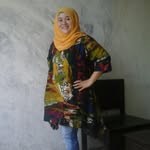 Bunda Danar - @danaringsatya - Instagram