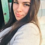 @danasayago2 - Instagram