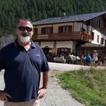 Dan Avram - @dan.avram.33 - Instagram