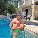 Dan Baciu - @dannbaciu - Instagram