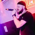 Dan Bentley - @danwalkstheworld - Instagram