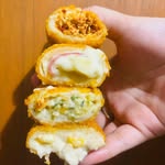 3D Risoles,sosis solo dan Bolen pisang - @3d_snackbites - Instagram