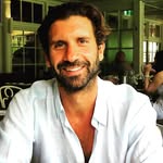 Dan - @danbondiyogi - Instagram