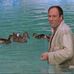 Señores que dan de comer a los patos - Facebook
