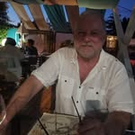 Dan Coombs - @canuckonthego - Instagram