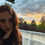 Dana T. - @dana.gillian - Instagram