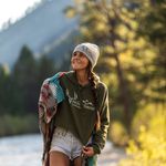 Danielle Halverson - @daniellehalversoncloset - Instagram