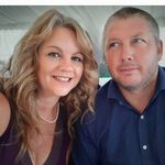Suzan & Dan Hockey - @hockey_papa_mama_bear - Instagram