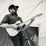 Dan Lowinger - Facebook