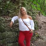 Dania Newhall Acuña - @dania_newhall - Instagram
