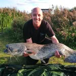 Dan Davies - @dan.sharkey - Instagram