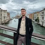 Dan Vasilca - Facebook