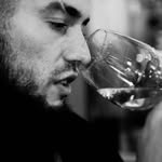 Dan ⁻ ᵂⁱⁿᵉ ᴱⁿᵗʰᵘˢⁱᵃˢᵗ - @dasenovwine - Instagram