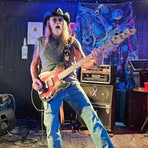 Dan Woody - Facebook