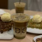 Dana Coffee - @danacoffee90 - Instagram