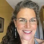 Dana Frank - @themooncantell - Instagram