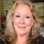 Dana Laughlin Schultz - @snartypity - Instagram