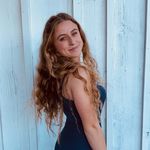 Dana Lovett 🐬🌸 - @dana.lovett - Instagram