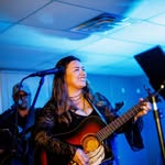 Dani Carson - @danicarsonmusic - Instagram