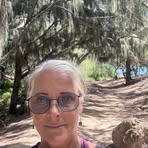 Dani Carson - Facebook