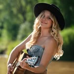 Dani Cox - @danis.ings - Instagram