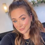 𝐃𝐀𝐍𝐈 𝐑𝐎𝐁𝐄𝐑𝐓𝐒 𝐌𝐀𝐊𝐄𝐔𝐏 - @danirobertsmakeup - Instagram