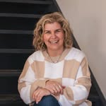 Dani Sumner - A Holy Mess Podcast - @danisumner - Instagram