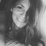 Dani Weiss - @smilinggypsy80 - Instagram