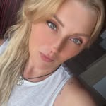 Daniela Winkenbach - @dani_winkenbach - Instagram
