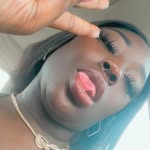 Dania Jean - @ic_henny - Instagram