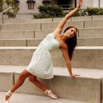 Danielle Bresler - @danielle.in.the.airey - Instagram