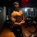 Daniel Ally - @stephen_the_vamp - Instagram