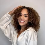 Daniela ✨Curly Corporate Style Blogger - @_daniela.ma - Instagram