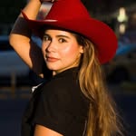 Daniela - @danielamesac - Instagram