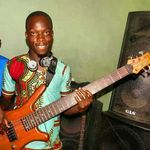 Daniel Amponsah - @mannastrings - Instagram