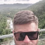 Daniel Bee - @danielito_osito - Instagram