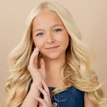 Junie Beus dancer/model  (ran by mom Danielle Beus) - @juniejdancer - Instagram