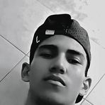 Over Daniel Bolívar Amaya - Facebook