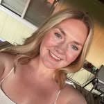Dani Breitbach - @danielle_elizabeth309 - Instagram