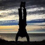 Daniel Brooks - @handstand.dan - Instagram