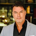 Daniel Bueno - @danielbuenooficial - Instagram