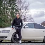 Daniel Bude - Facebook
