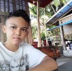 Daniel Allyn Comiso - Facebook