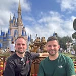 Daniel und Jürgen in Walt Disney World - @chip_and_chaps_adventure - Instagram