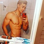 Daniel Dolhescu - @daniel_dole_ - Instagram